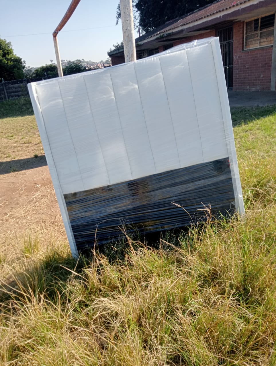 6cdfc032 7c93 45ea 8004 dfff30b053e1