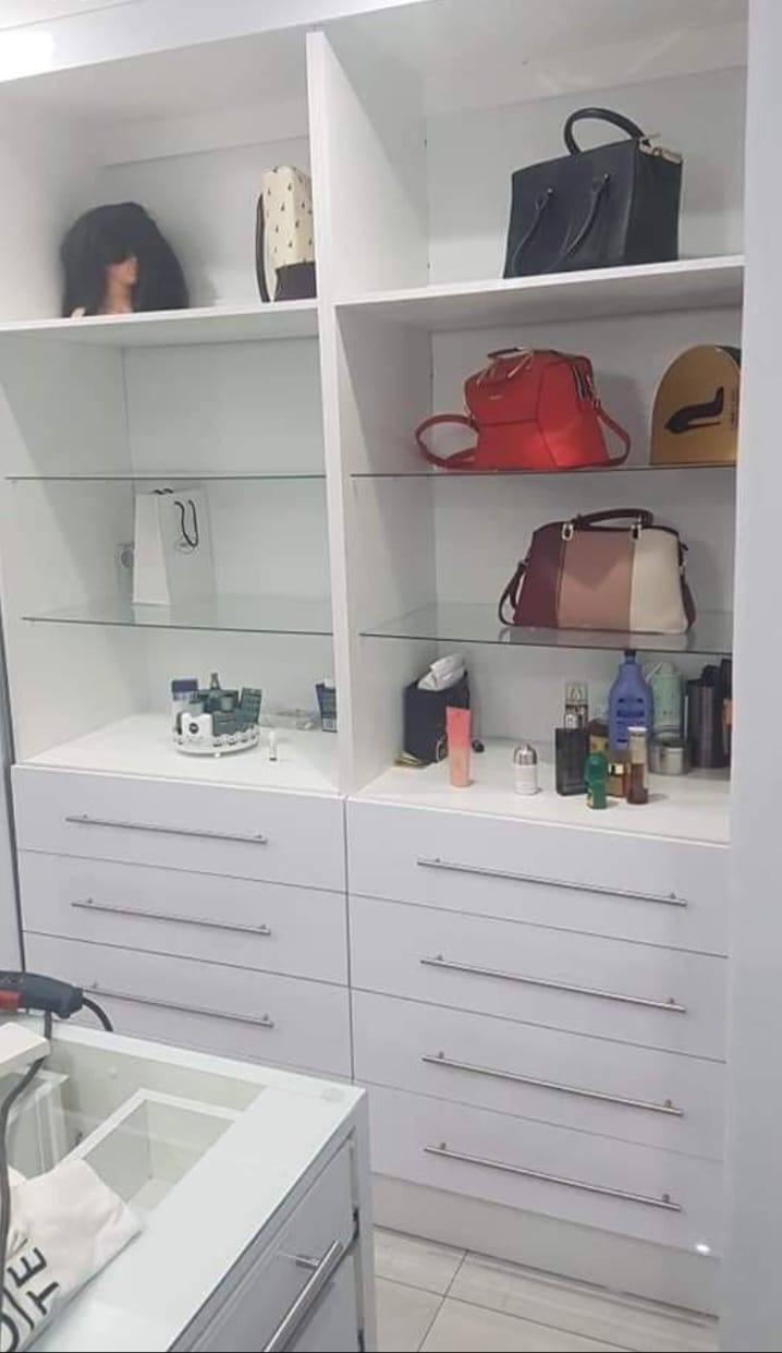 6c6b6e2d 3c24 40c1 a218 4c8fabcf4020