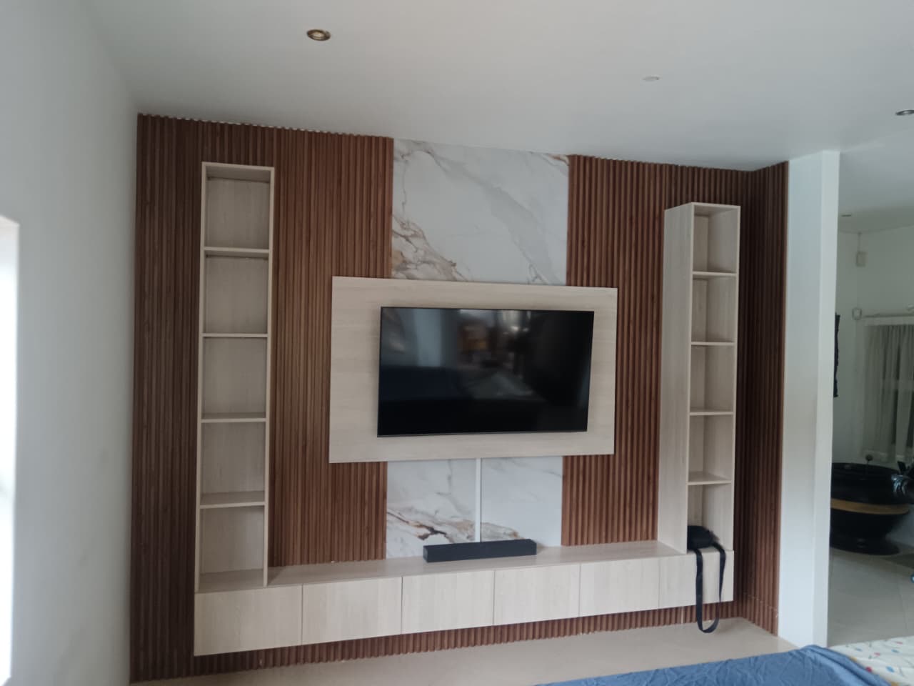 1e49cd7d 8b5e 49af 91b5 33300acdac9a